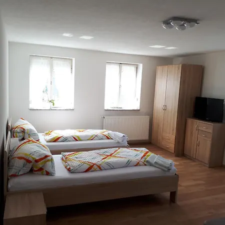 Gästehaus Apartments B&B27 und Pension Waldhorn-3